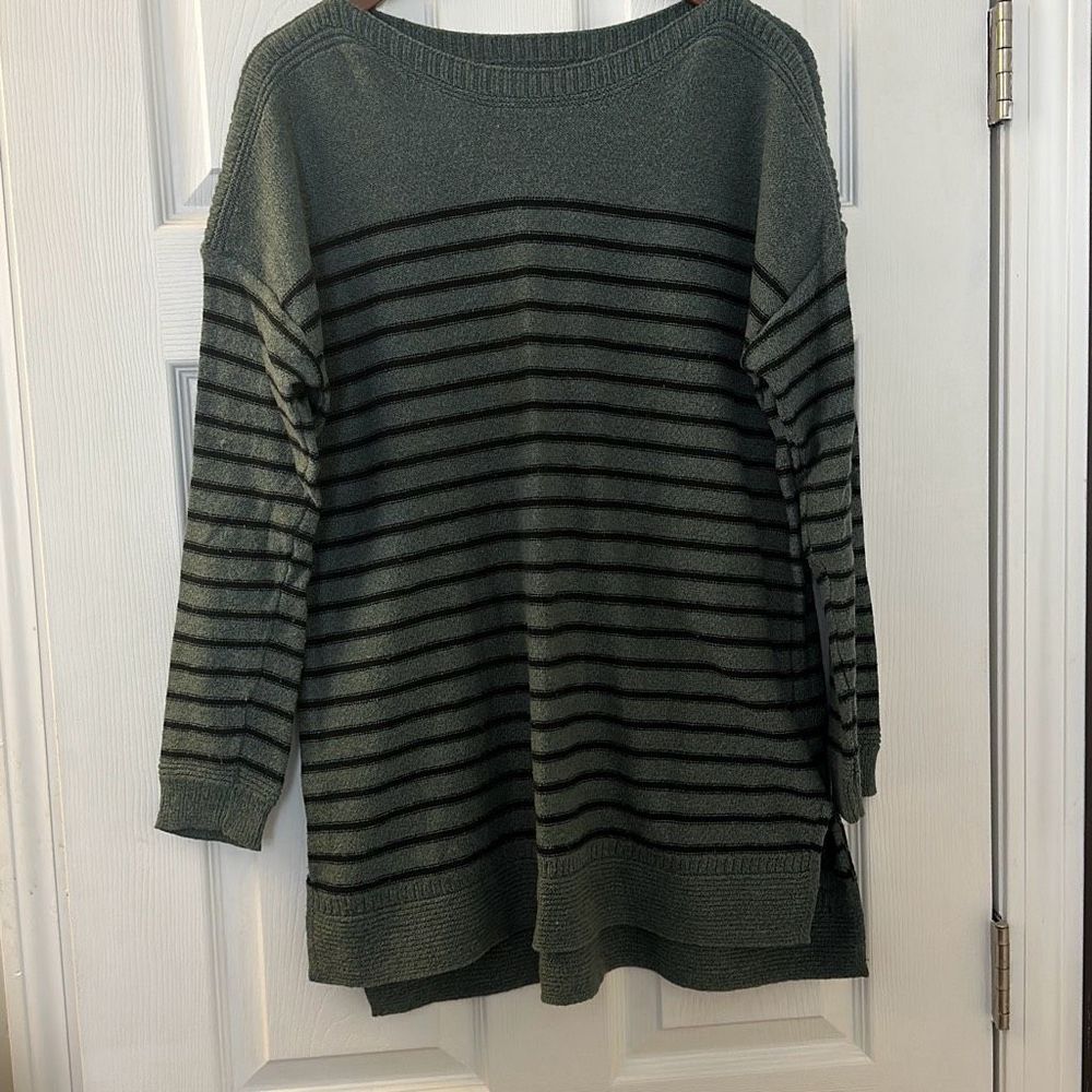 OLD NAVY Striped Boat Neck Sweater - Size L